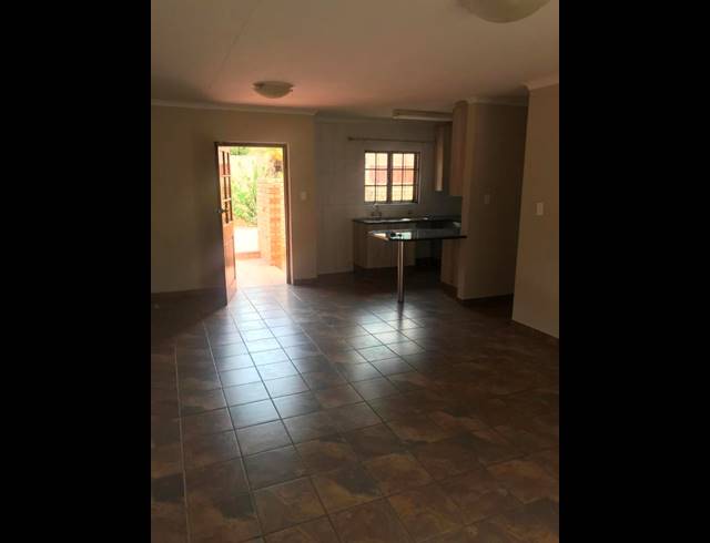 2 BEDROOM PROPERTY TO RENT IN GARSFONTEIN